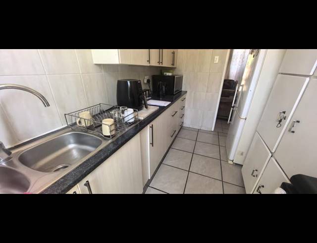 3 BEDROOM APARTMENT FOR SALE IN GROBLERPARK